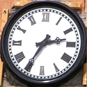 Zegar fasadowy w Koninie